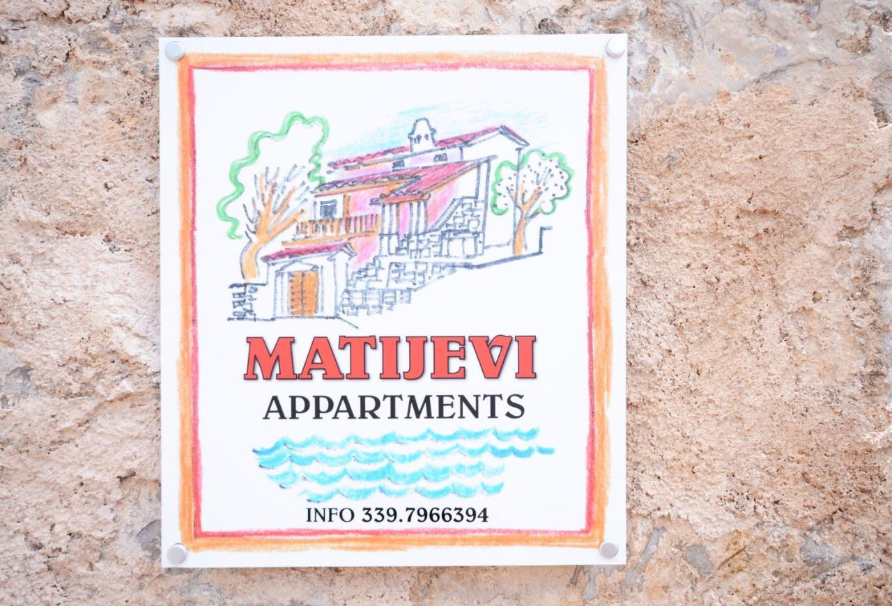 Matijevi Apartments 시스티아나 외부 사진